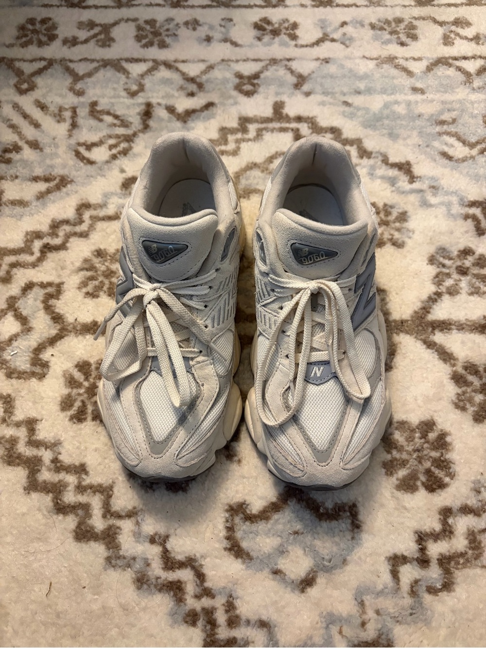 New Balance 9060